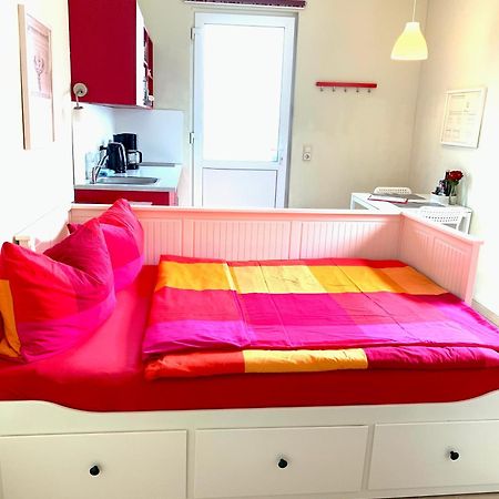 Die Senfbude - Klein Aber Fein - Wunderschoenes Studio-Apartment Mit Terrasse Und Stellplatz Leipzig Eksteriør billede