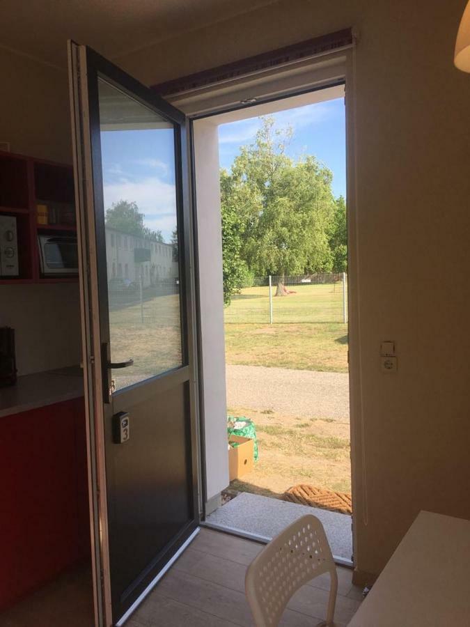 Die Senfbude - Klein Aber Fein - Wunderschoenes Studio-Apartment Mit Terrasse Und Stellplatz Leipzig Eksteriør billede